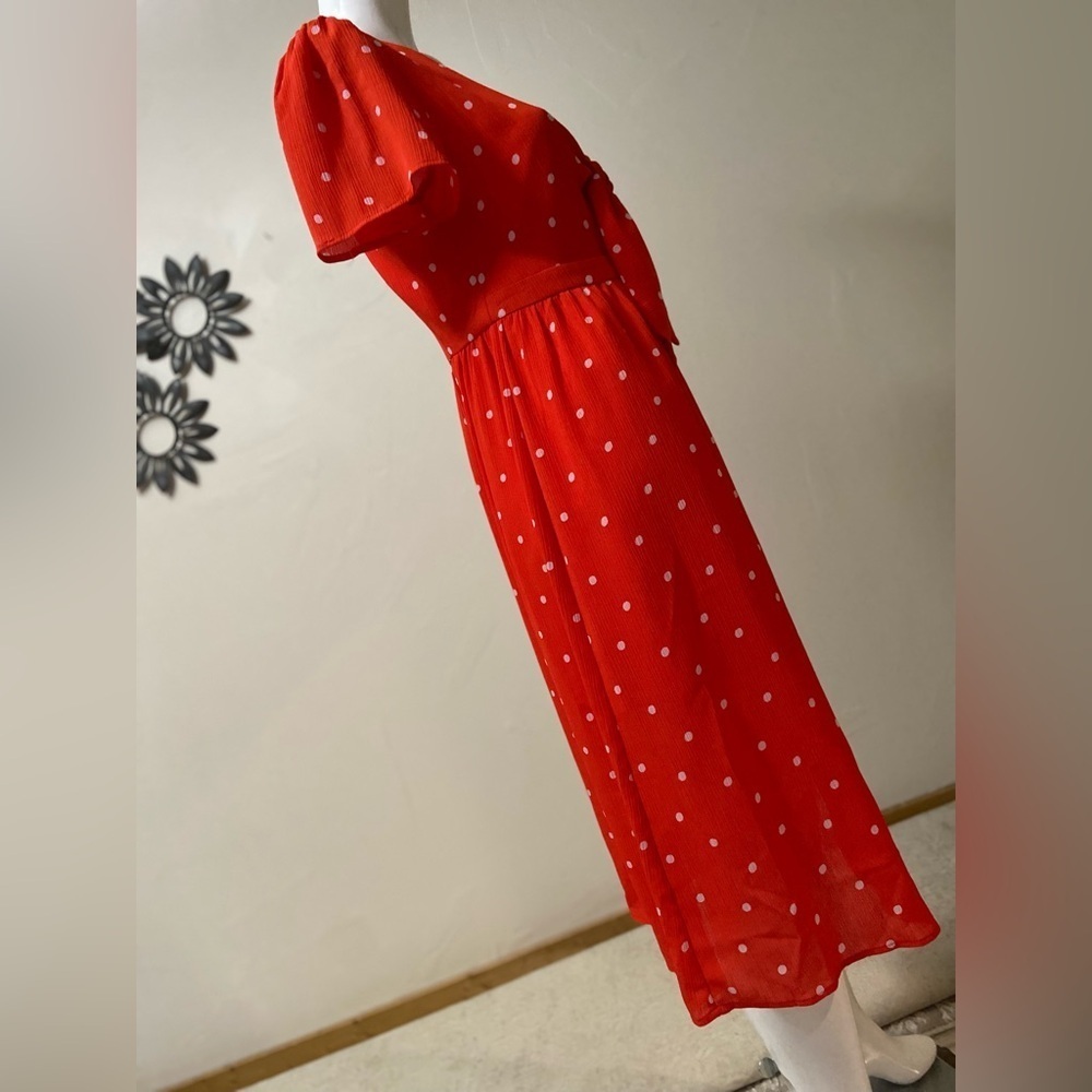 Everly~NWOT~Orange/White Polka Dot Crepe~Peek-A-Boo Front Tie~Midi Dress~Size M - Picture 13 of 16
